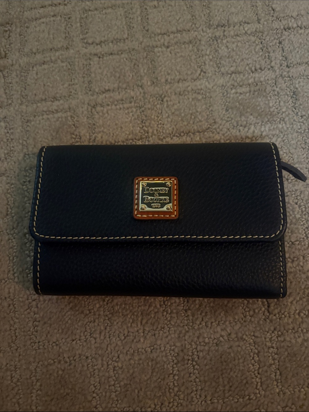 Dooney & Bourke Black Pebbled Leather Flap wallet